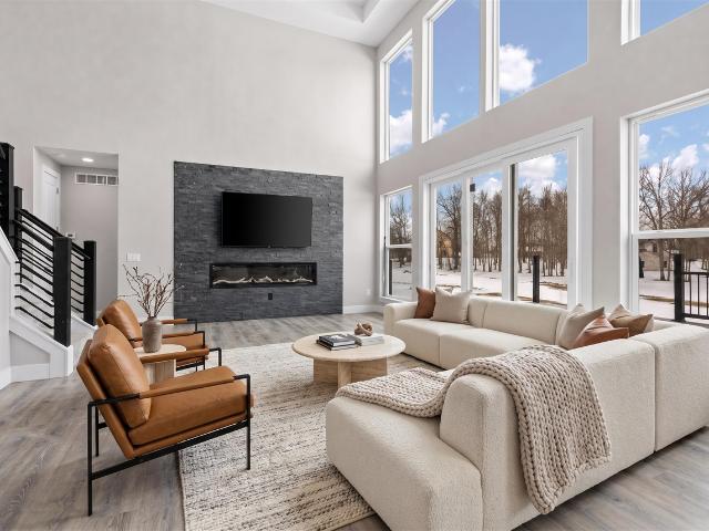 4823 Thompson Heights Drive