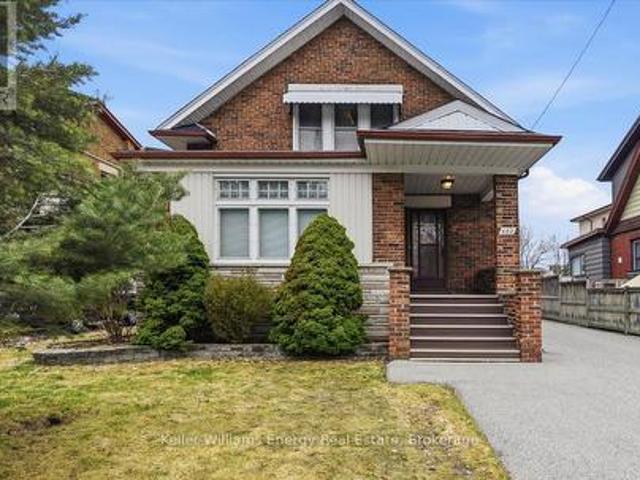 482 Simcoe Street N, Oshawa O'Neill, ON, L1G 4T6 house for sale | Listing ID E13514 | Royal LePage