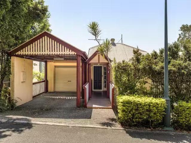4/82 Russell Terrace, Indooroopilly, QLD 4068