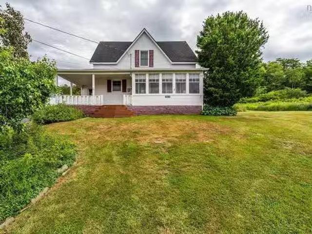 4834 Shore Road W, Parkers Cove, NS, B0S 1A0 house for sale.