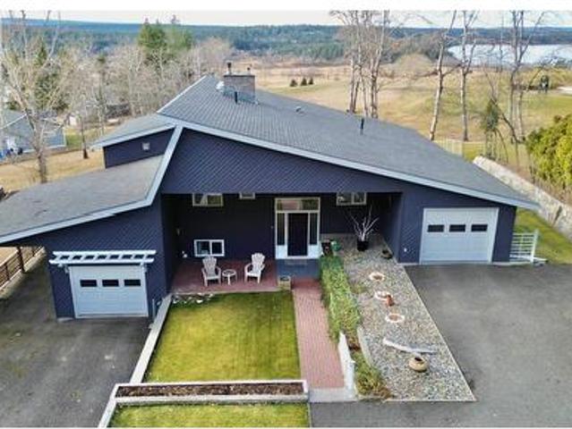 4838 Telqua Drive, 108 Mile Ranch, BC, V0K 2Z0 house for sale | Listing ID R3161 | Royal LePage