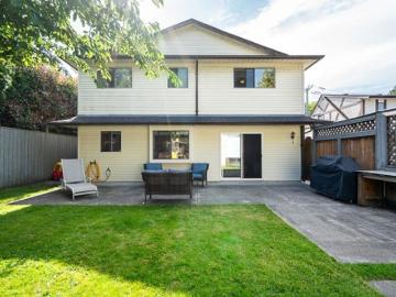 Greater Vancouver - Garden, Parking