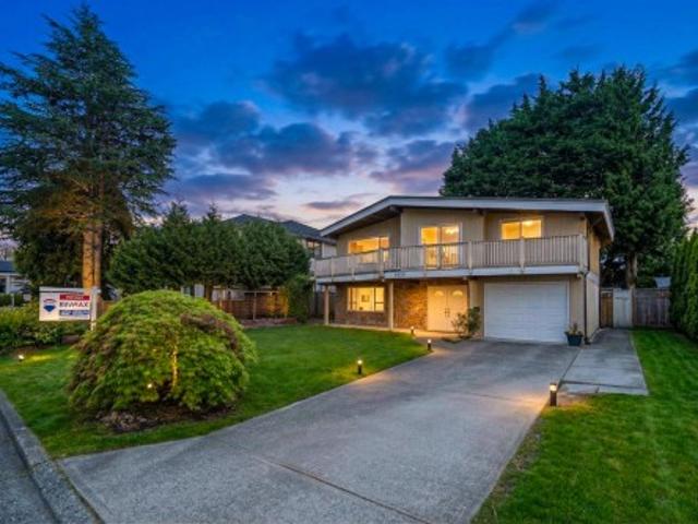 4831 Foxglove Crescent, Richmond, BC, V7C 2K4 house for sale | Listing ID R3102 | Royal LePage