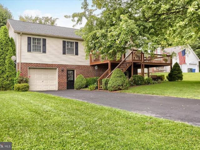 483 Lake Meade Drive