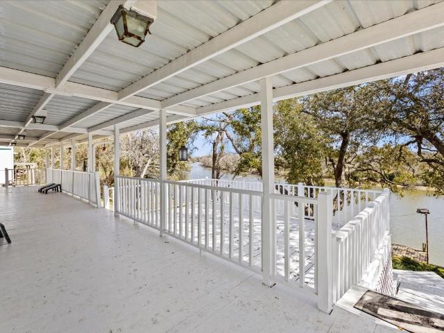 483 Riverside Drive