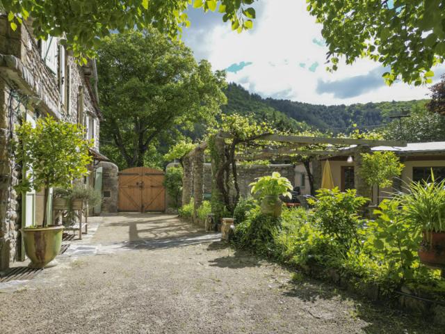 48400 FLORAC TROIS RIVIÈRES LOZÈRE ANCIENNE MAGNANERIE