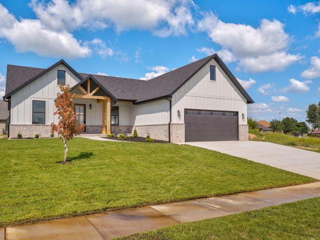 484 Bailiwick Drive