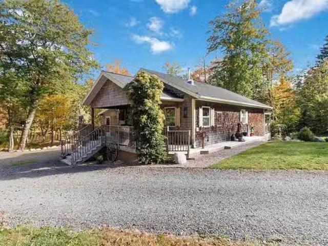 484 Gilberts Lane, Maplewood, NS, B0R 1A0 house for sale Li.