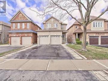 484 Menczel Crescent, Newmarket, ON, L3X 2P6 house for sale | Listing ID N12730 | Royal LePage