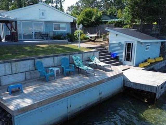 484 Red Pine Dr, Sault Ste. Marie, ON, P6A 5K6 house for sale | Listing ID SM262607 | Royal LePage