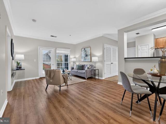 4854 Eisenhower Avenue # 257