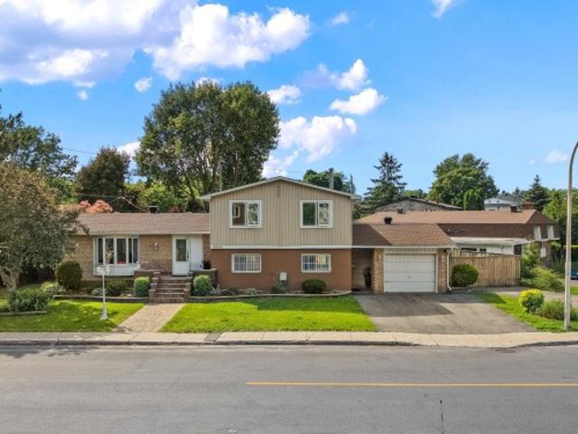 4855 Rue Du Tremblay, Laval Chomedey, QC, H7W 4L4 house for sale | Listing ID 17555 | Royal LePage