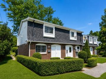 4856 Rue Lake, Dollard Des Ormeaux, QC, H9G 1G8 house for sale | Listing ID 27469 | Royal LePage