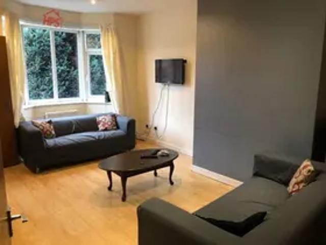 48+50 Ash Road
