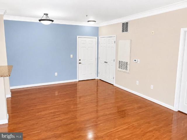 4850 Eisenhower Avenue # 304