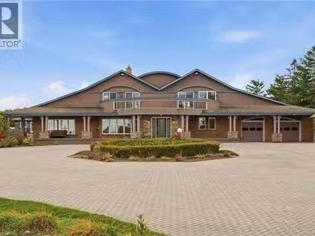 4850 Hillside Drive, Beamsville, ON, L0R 1B0 Luxury House fo.