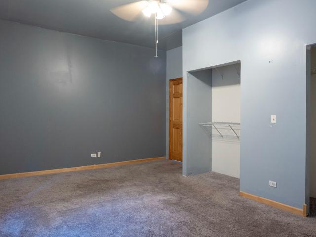 4850 s prairie avenue # 3s