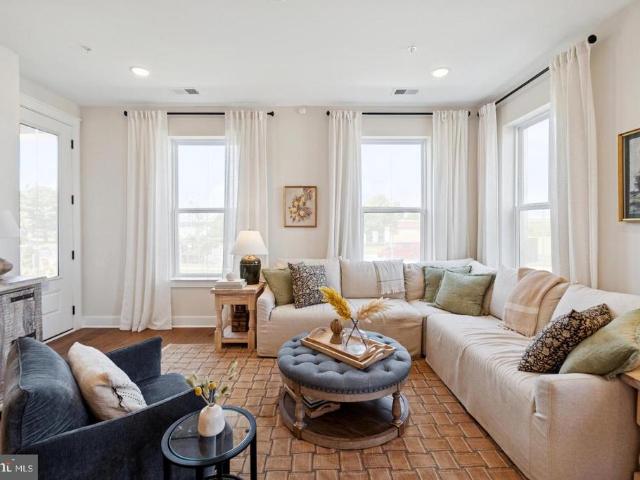 4851 Bauhaus Square # LOT 01