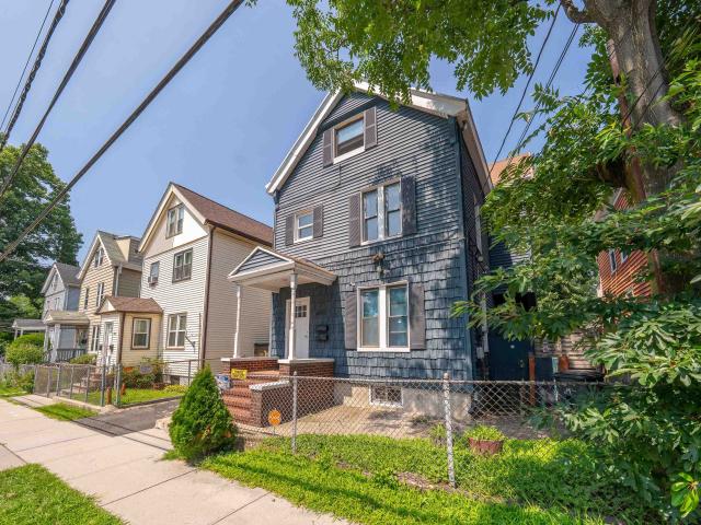 485 Cary St
