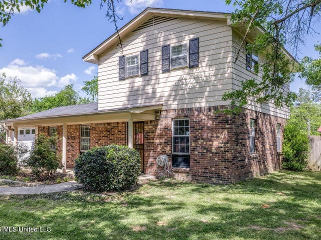 485 Gordon Drive