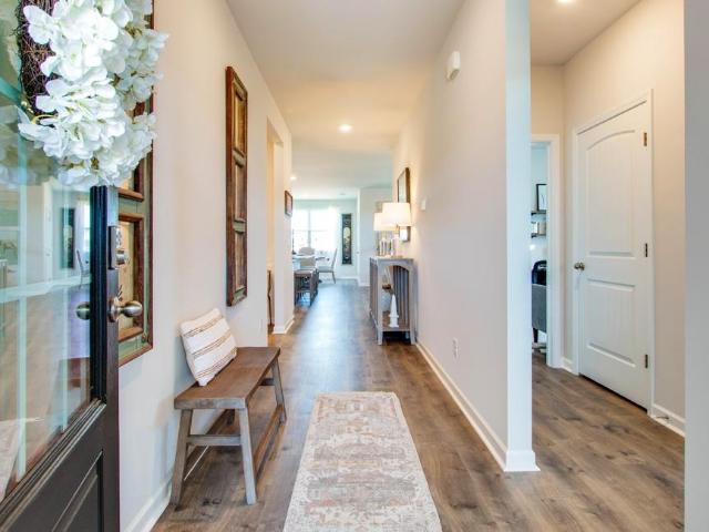 485 riverdale dr