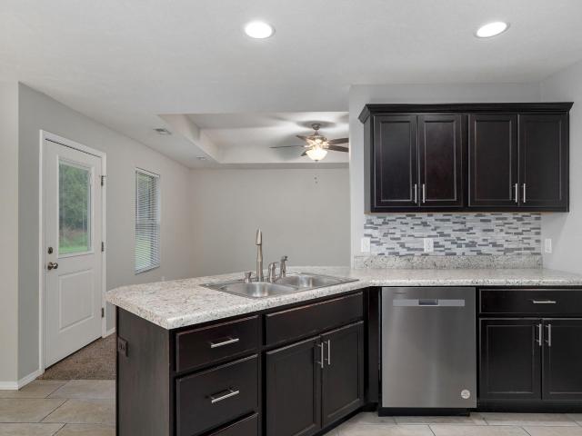 485 W Melody Lane