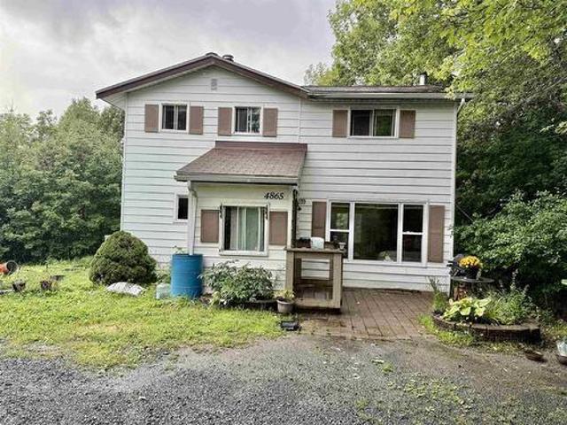 4865 Highway 2, Wellington, NS, B2T 1B6 house for sale | Listing ID 202622 | Royal LePage