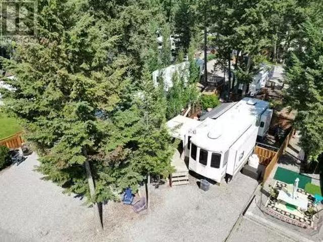 4868 Riverview Drive Unit# 55, Edgewater, BC, V0A 1E0 recrea.