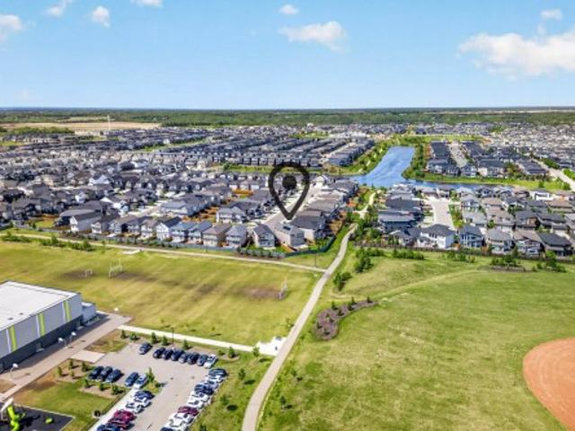 4863 Kinney Road Sw, Edmonton, AB, T6W 5G3 house for sale | Listing ID E4514 | Royal LePage