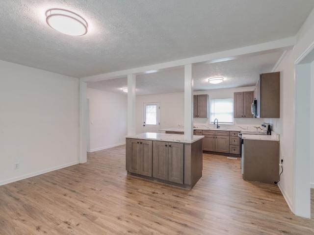 4874 Sparta Pike