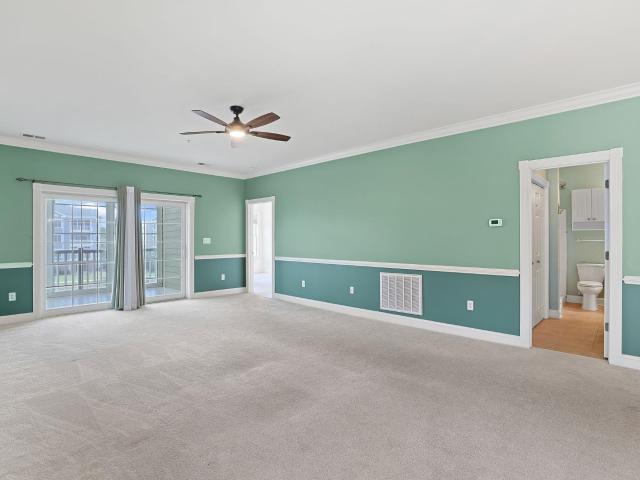 4875 Luster Leaf Circle 301
