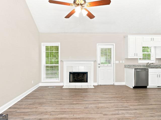 4876 Hunt Club Drive