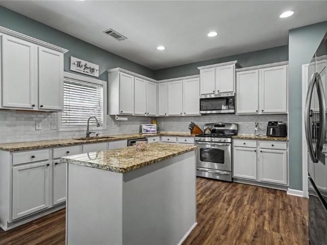 4877 Arbor View Parkway NW