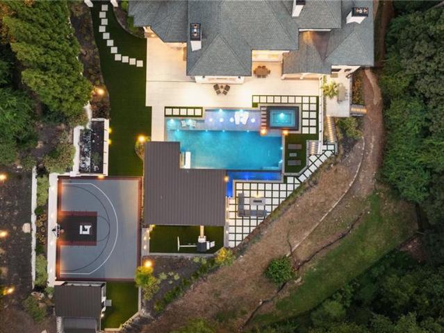 4870 Northside Drive