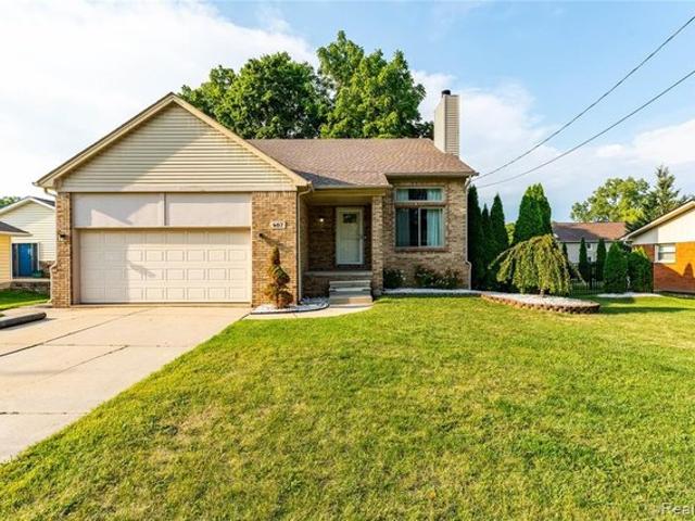 487 Glenn Ct, Lake Orion, MI 48362