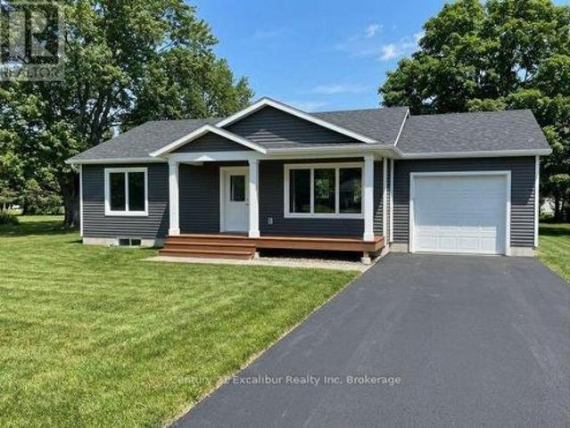 487 Hill Street E, Centre Wellington Fergus, ON, N1M 1H7 house for sale | Listing ID X12803 | Royal LePage