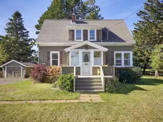 487 South Drive, Summerside, PE, C1N 3Z5 house for sale Lis.