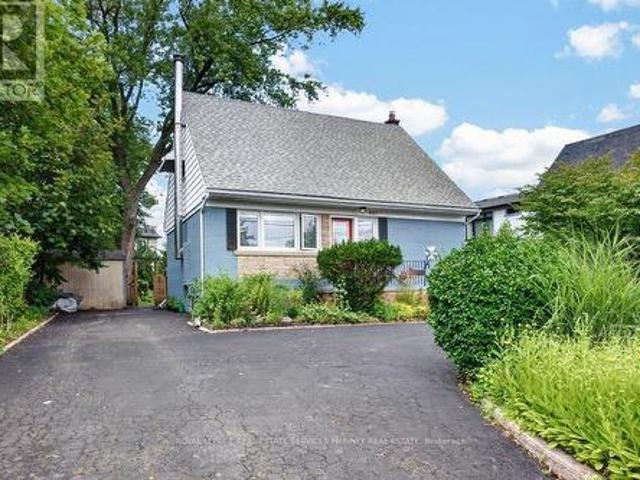487 Wildwood Drive, Oakville, ON, L6K 1V1 house for sale | Listing ID W13598 | Royal LePage