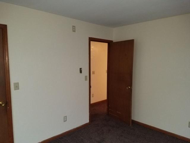 4880 Springfield St, 1 Bedroom Apartment for Rent at 4880 Springfield St, Dayton, OH 45431