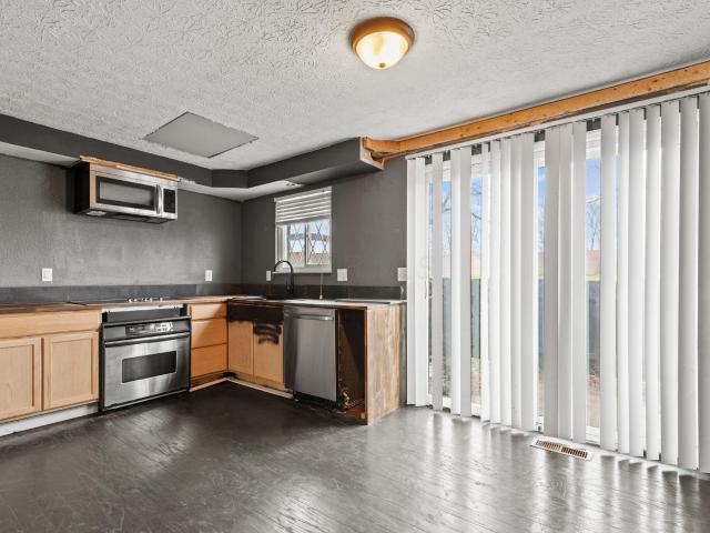 4882 Berryhill Court