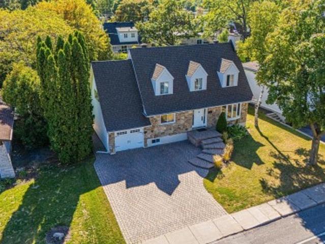 488 Boul. Samson, Laval Sainte Dorothée, QC, H7X 1J6 house for sale | Listing ID 27457 | Royal LePage