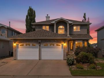 488 Klarvatten Lake Wynd, Edmonton, AB, T5Z 3G7 house for sale | Listing ID E4496 | Royal LePage