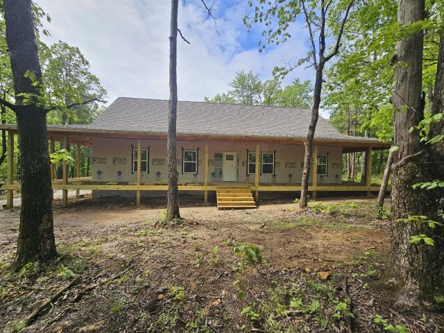 488 Hunters Trail Way