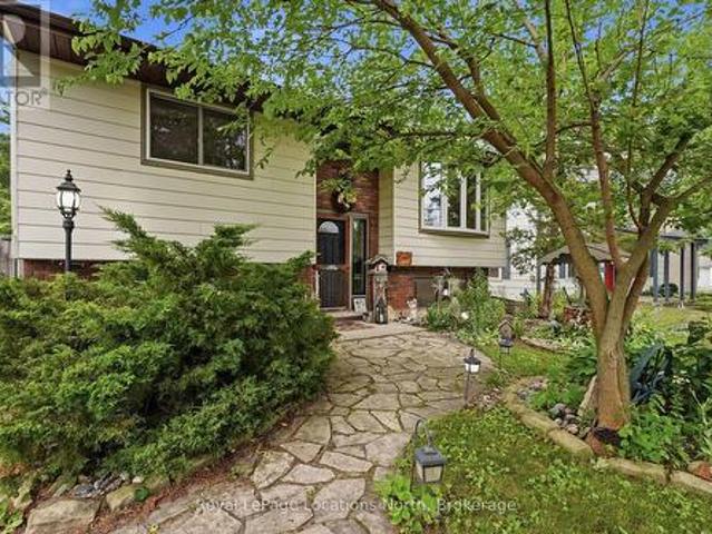 488 Maple Street, Collingwood, ON, L9Y 2S5 house for sale | Listing ID S13580 | Royal LePage