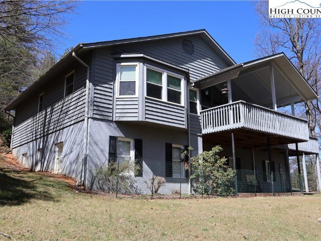 488 Meadow View Road