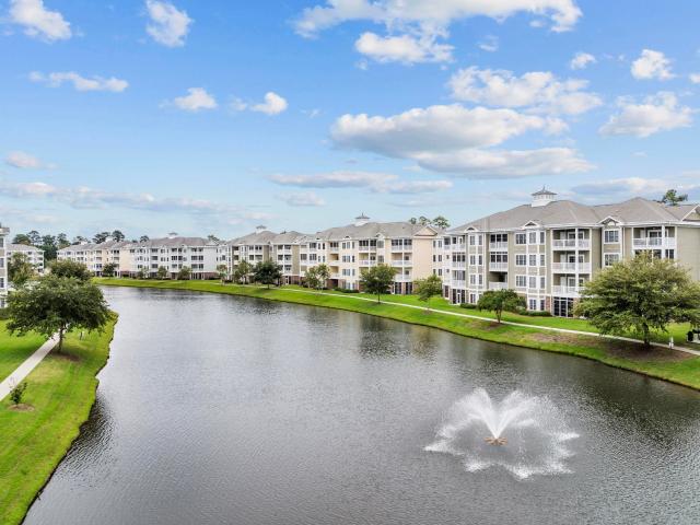 4895 Luster Leaf Circle 204