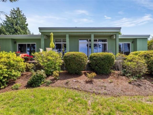 489 Bayview Terr, Qualicum Beach, BC, V9K 1G3 Luxury House for sale | Listing ID 1047 | Royal LePage Carriage Trade Luxury Properties