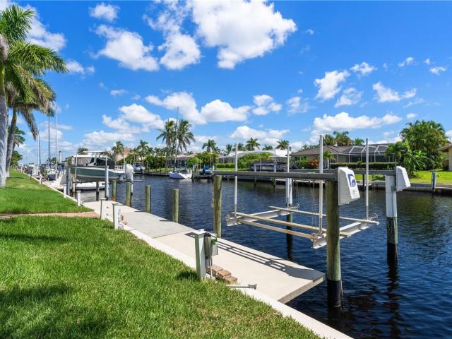 48 Tropicana Dr, Punta Gorda, FL