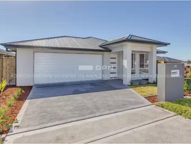 48 Tulkaba Street, Fletcher House for rent Listed by Sophie R.