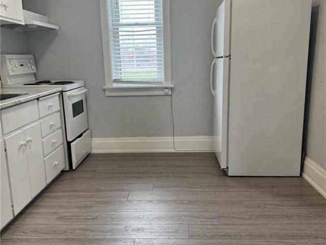 48 WALTER Street Unit# A, Kitchener, Ontario, N2G1S1